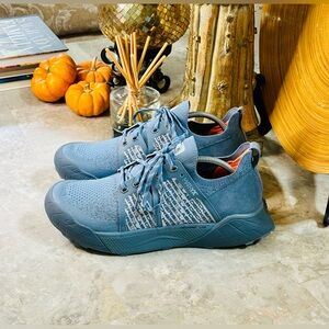 Deckers X Lab XPonent Blue Gray S/N 1128654W Women’s Size 10.5 NEW!